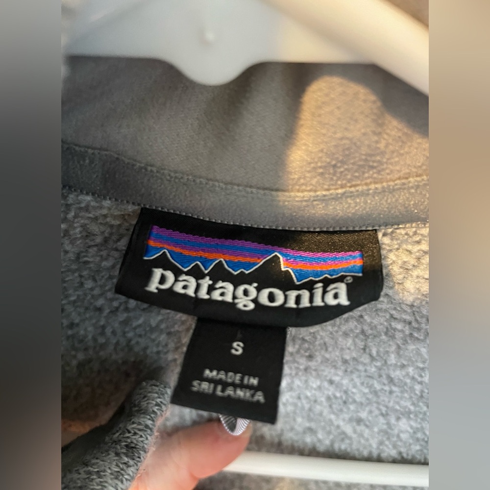 Patagonia size small better sweater in grey - Picture 4 of 5